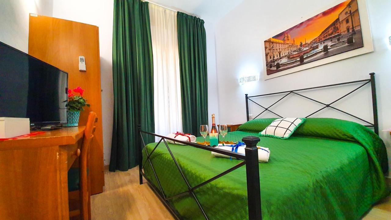 Hotel A Casa Simpatia - A Richiesta Parcheggio Gratuito ! Rom Exterior foto